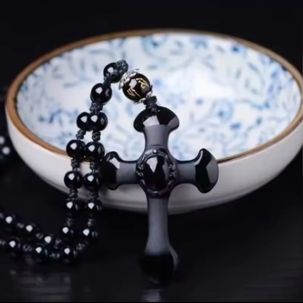 Beautiful Jade Cross Pendant Necklace